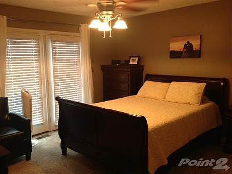 3rd image of 720 Lori Ln