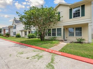 19511 Fletcher Way Dr, Houston, TX 77073