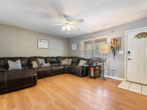 5th image of 1210 Ash Dr