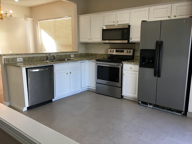 2113 McKenzie Creek Dr — Photo 15