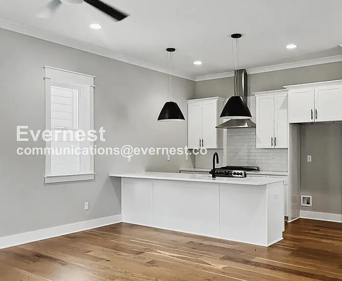 121 Lucile St — Photo 6