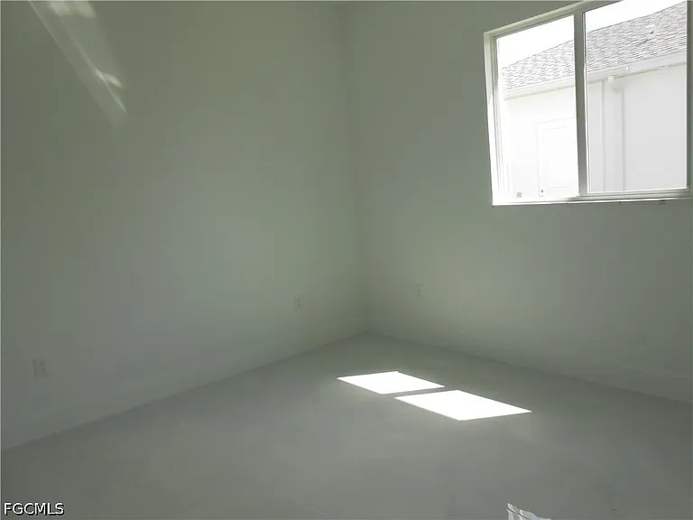 320 Poplar St — Photo 24