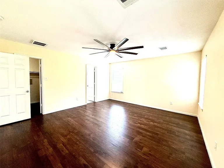 15906 Arapaho Bend Ln — Photo 11