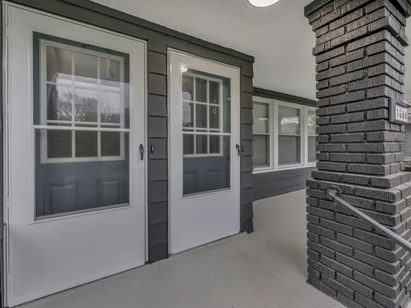 1080 E 169th St #1, Cleveland, OH 44110