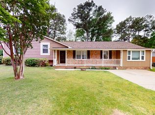6107 Sabine Dr, Fayetteville, NC 28303
