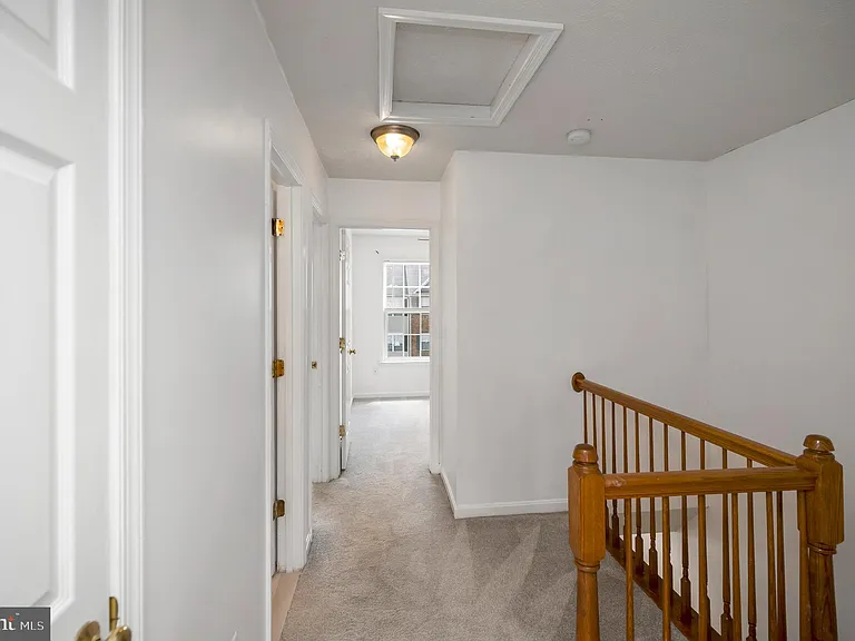 104 Stingray Ct — Photo 22