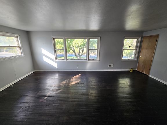 3rd image of 6821 W Florist Ave #A