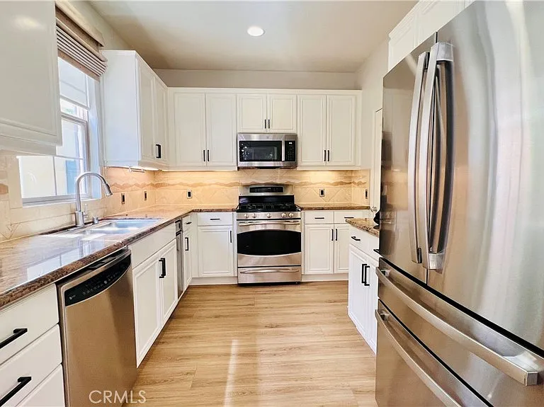 20251 Livorno Way — Photo 11