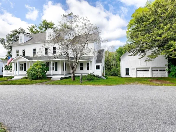 67-69 Petersham Rd, Hardwick, MA 01037