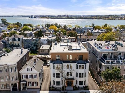 527 E 7th St #6, Boston, MA, 02127