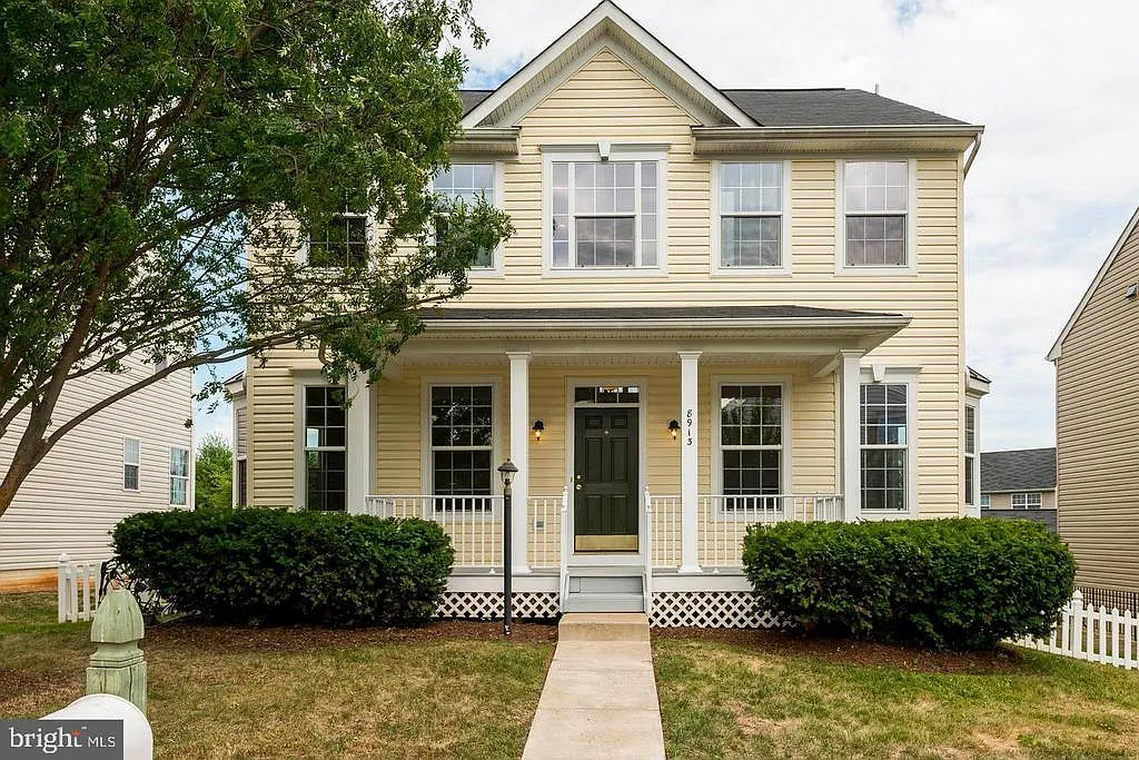 3 bed, 3.5 bath, 2993 sqft, $3,250 — Photo 1