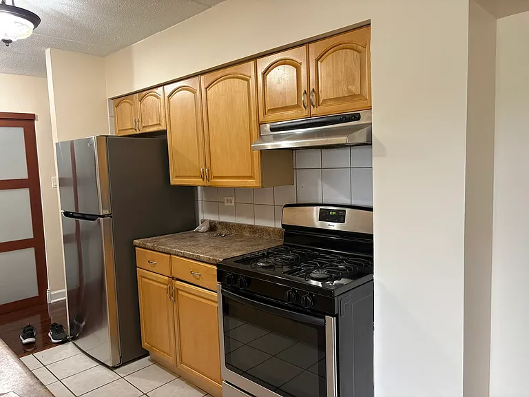 220 S Roselle Rd #422 — Photo 1
