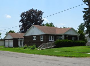 401 W 3rd St, Spring Valley, IL 61362