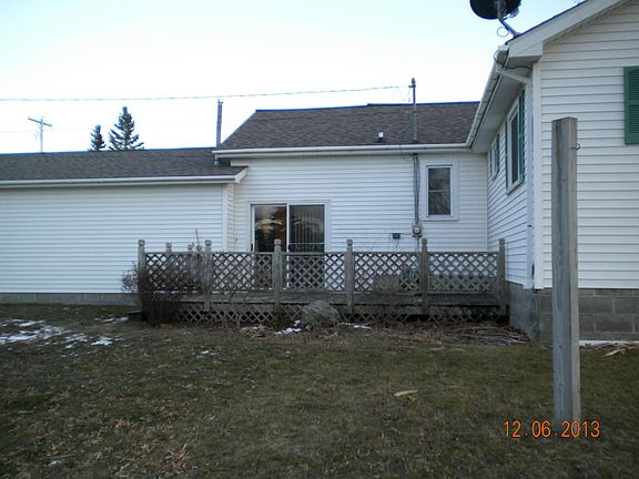 3rd image of 696 S 2nd St