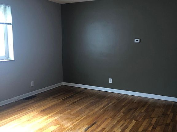 3rd image of 1268 N High St APT 7