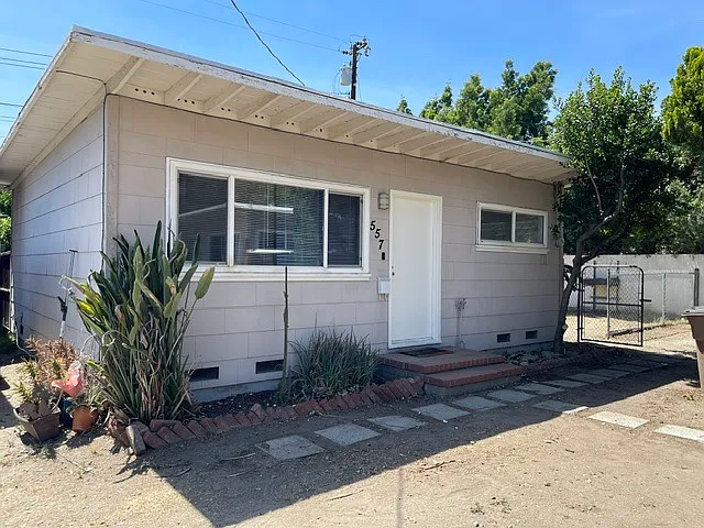 557 S Indian Hill Blvd — Photo 15