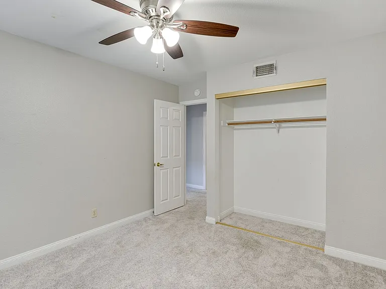 2816 Mellow Breeze St — Photo 43