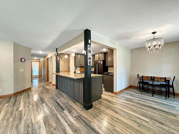 5th image of 1024 5th St SW