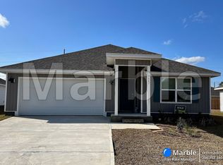 9643 Angel Oak Dr, Pensacola, FL 32526