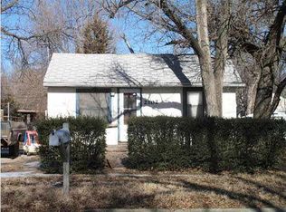2102 W Walker St, Wichita, KS 67213