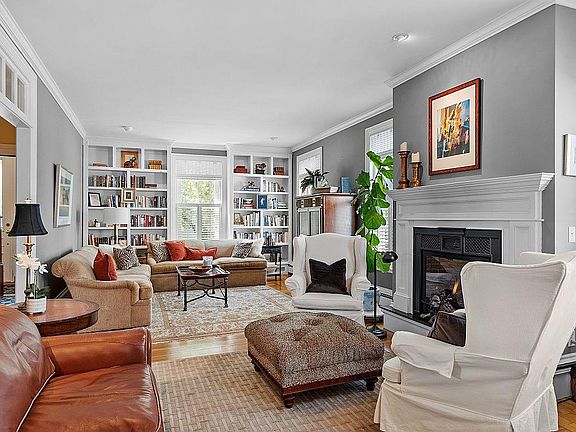 4th image of 31 Federal St APT 1