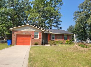 7269 Pebblebrook Dr, Fayetteville, NC 28314