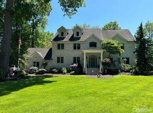 71 Ravine Dr, Colonia, NJ 07067