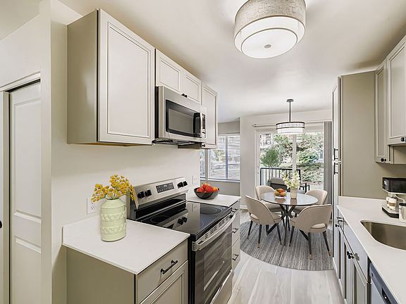 5th image of 5620 183rd St SW APT 112