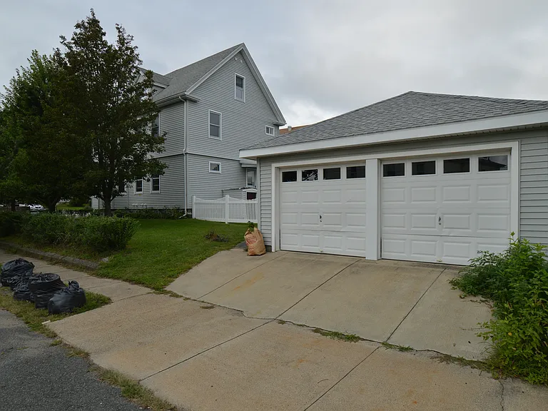 29 Walsh Ave #2 — Photo 16