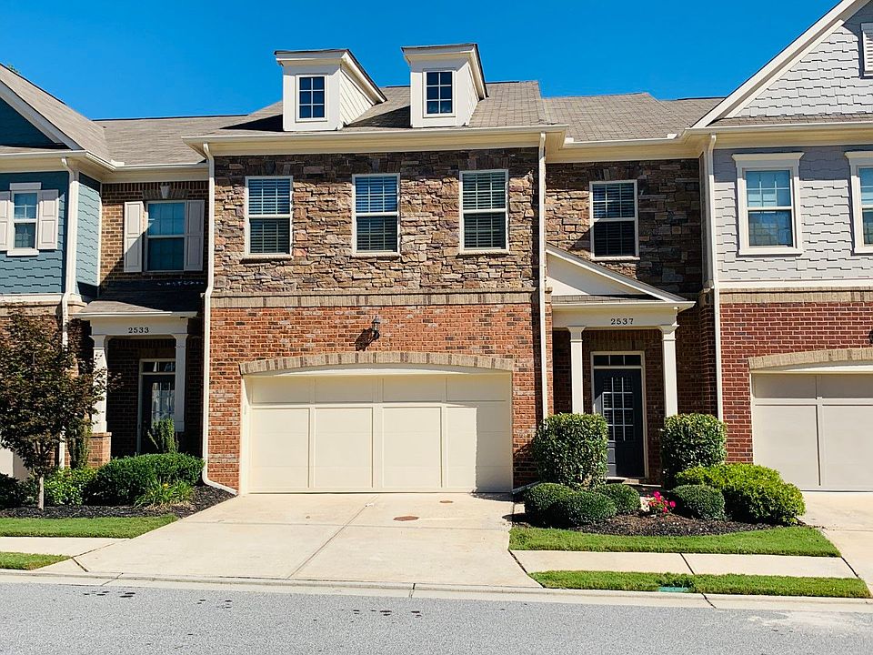 1st image of 2537 Josselyn Ln SE