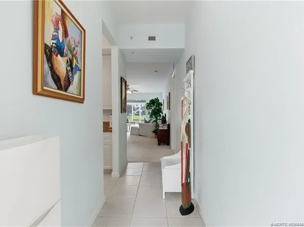 1 Harbour Isle Dr E, Fort Pierce, FL
