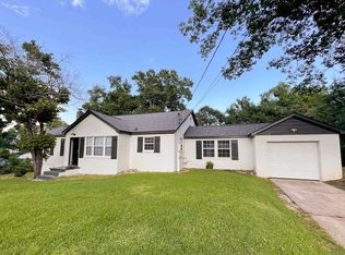 1003 Holcombe Rd, Hanahan, SC 29410