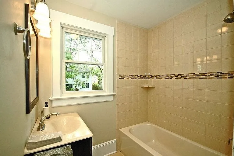 31 Oliver St — Photo 15