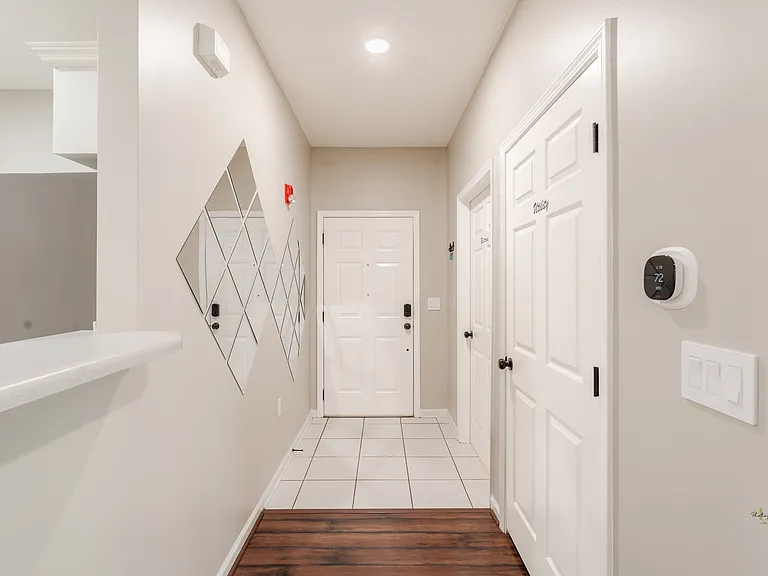 635 Marshtree Ln #105 — Photo 4
