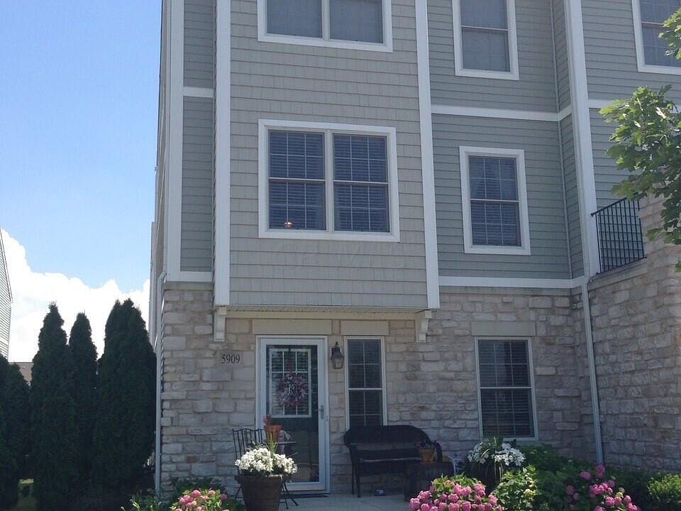 1st image of 5909 Canyon Creek Dr #701