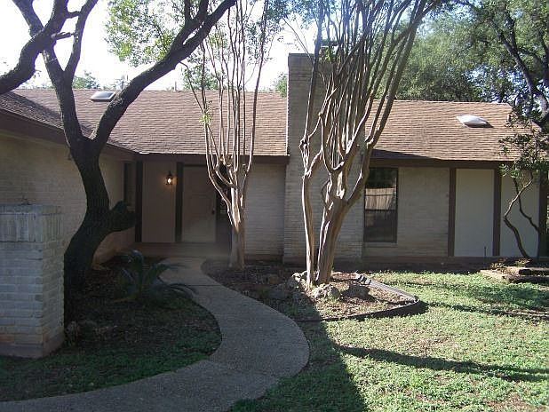 1st image of 4627 Spotted Oak Woods
