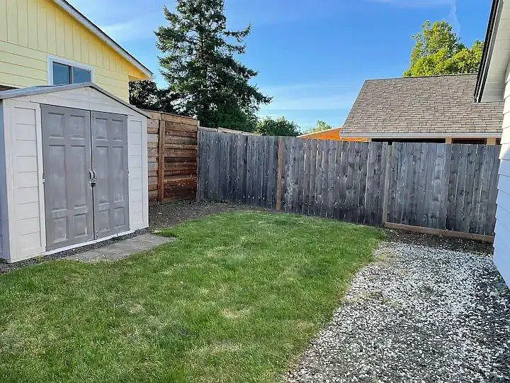 1725 W 25th Ave — Photo 14