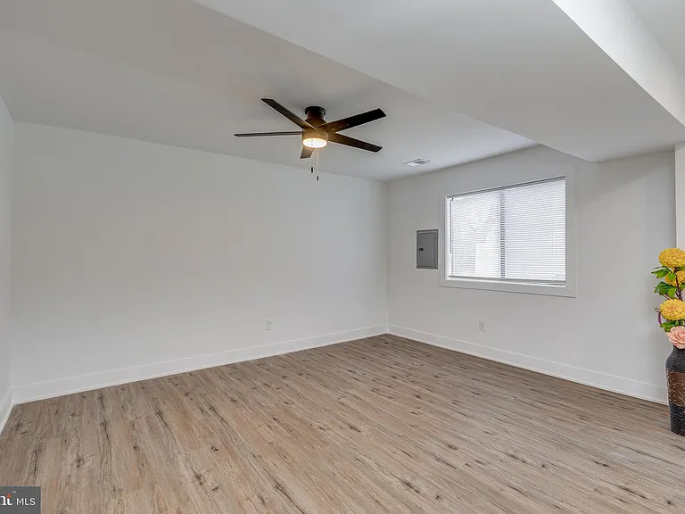 705 Mason Run — Photo 15