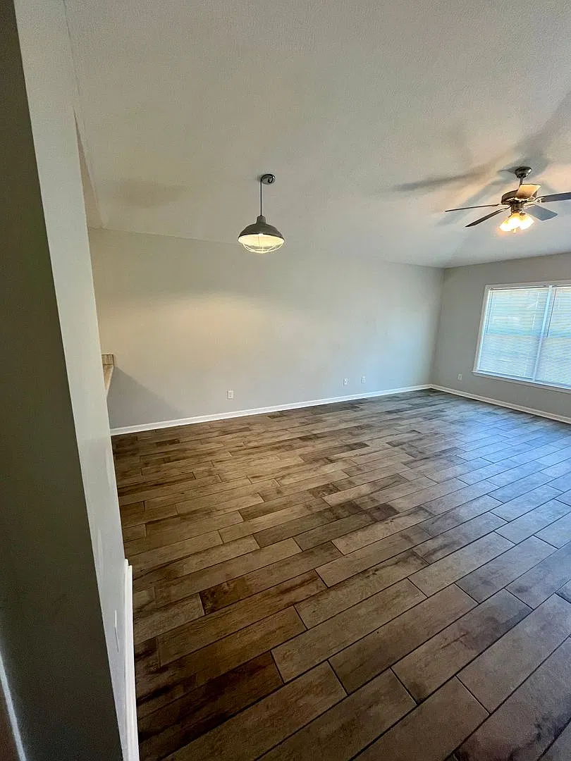 3b/2Bth Home — Photo 4