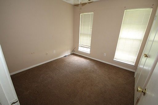 5th image of 7093 Markim Dr