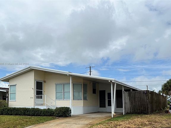 3rd image of 8110 SE Eagle Ave