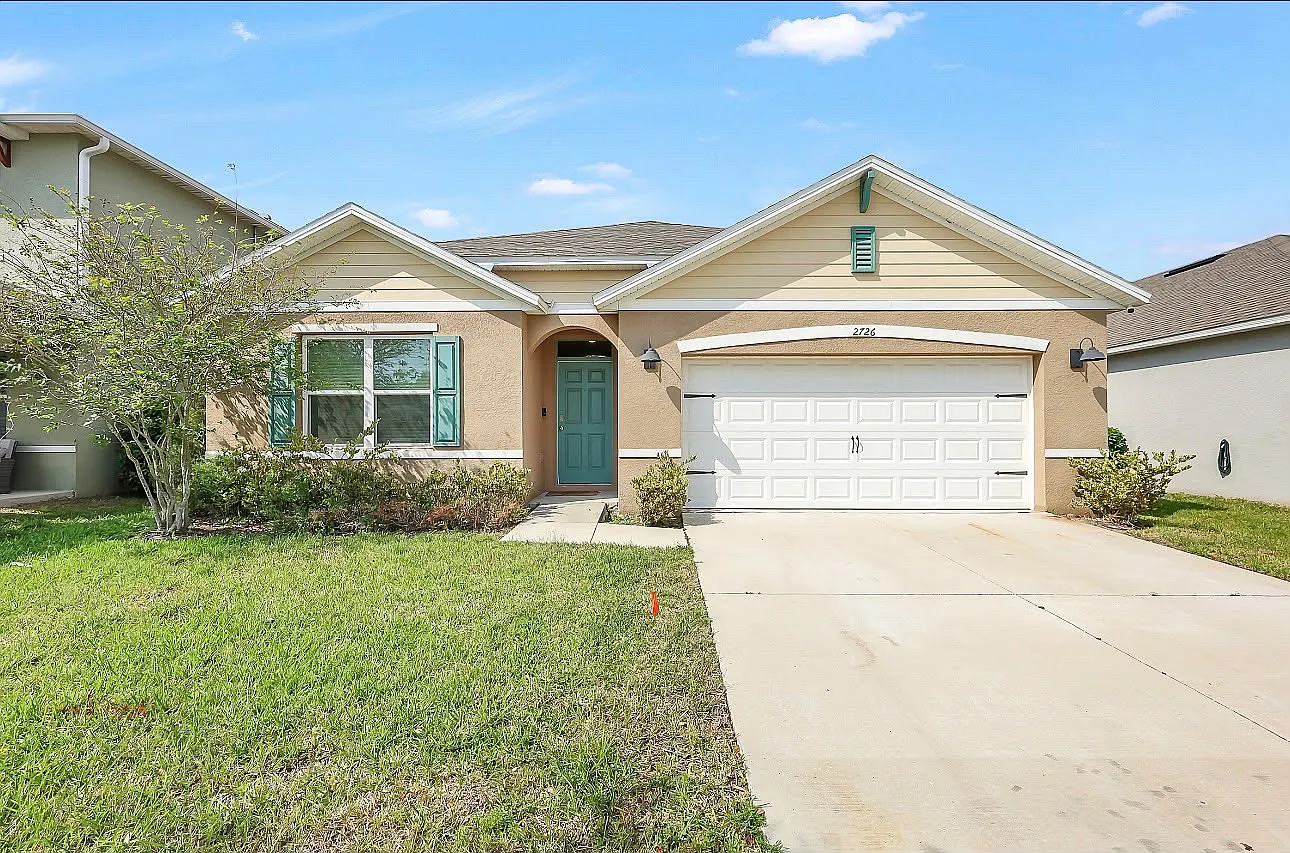 4 bed, 1830 sqft, $2,395 — Photo 1