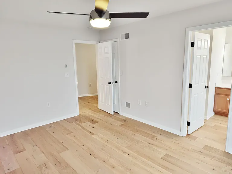 36 Taylor Dr — Photo 10
