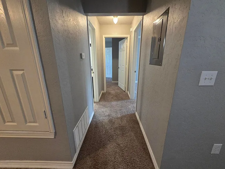 The Woods Luxury Apartments — Photo 14