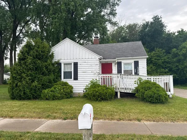 1415 Melody Dr, Green Bay, WI 54303