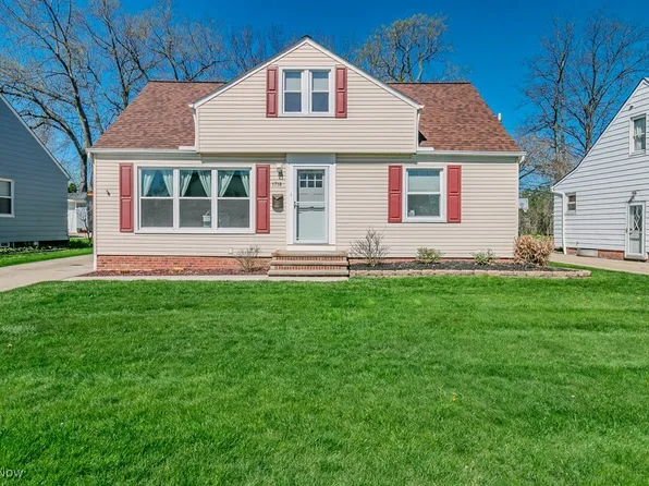 1718 Mayfair Blvd, Mayfield Heights, OH 44124