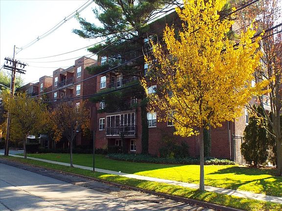 3rd image of 99 Randall Ave APT 2M