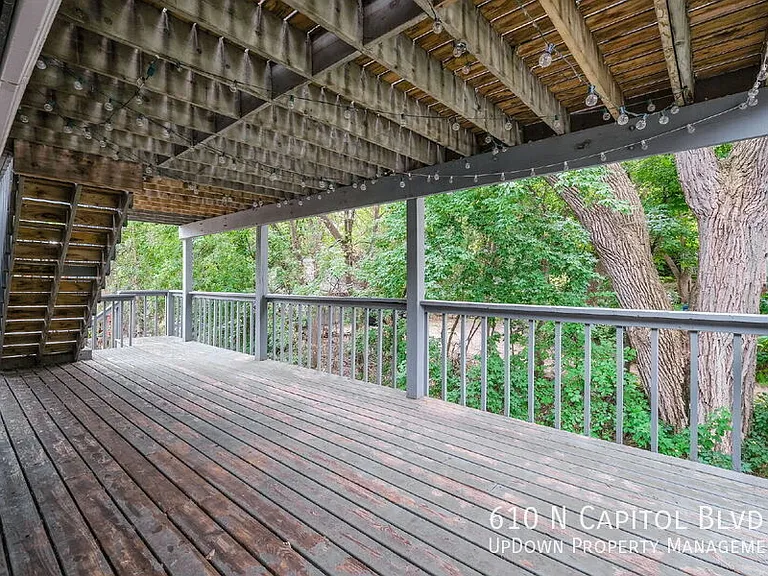 610 N Capitol Blvd — Photo 10