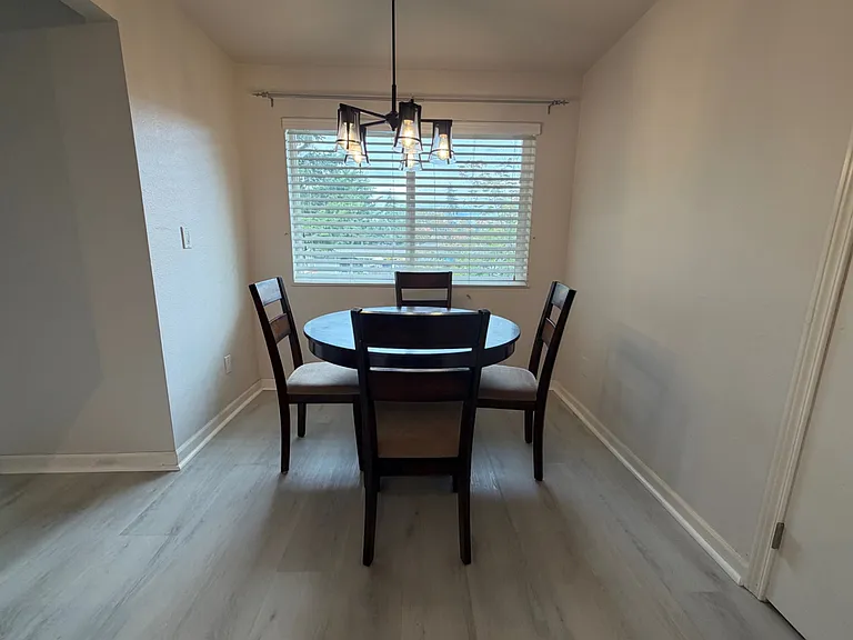 17112 NE 45th St #50 — Photo 8