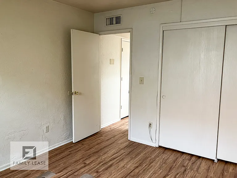 3646 E Blacklidge Dr #9 — Photo 9